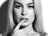 Crystal_Barbie webcam model