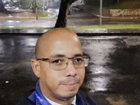 Iuri09799's webcam live show