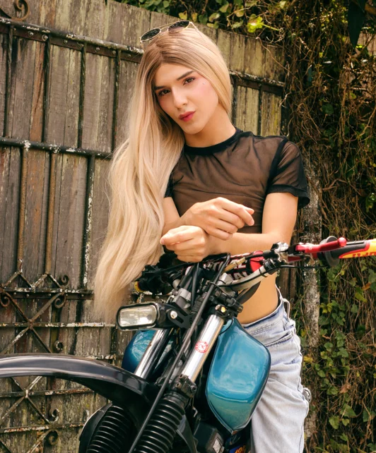 hailey_sky_'s Offline XXX Chat