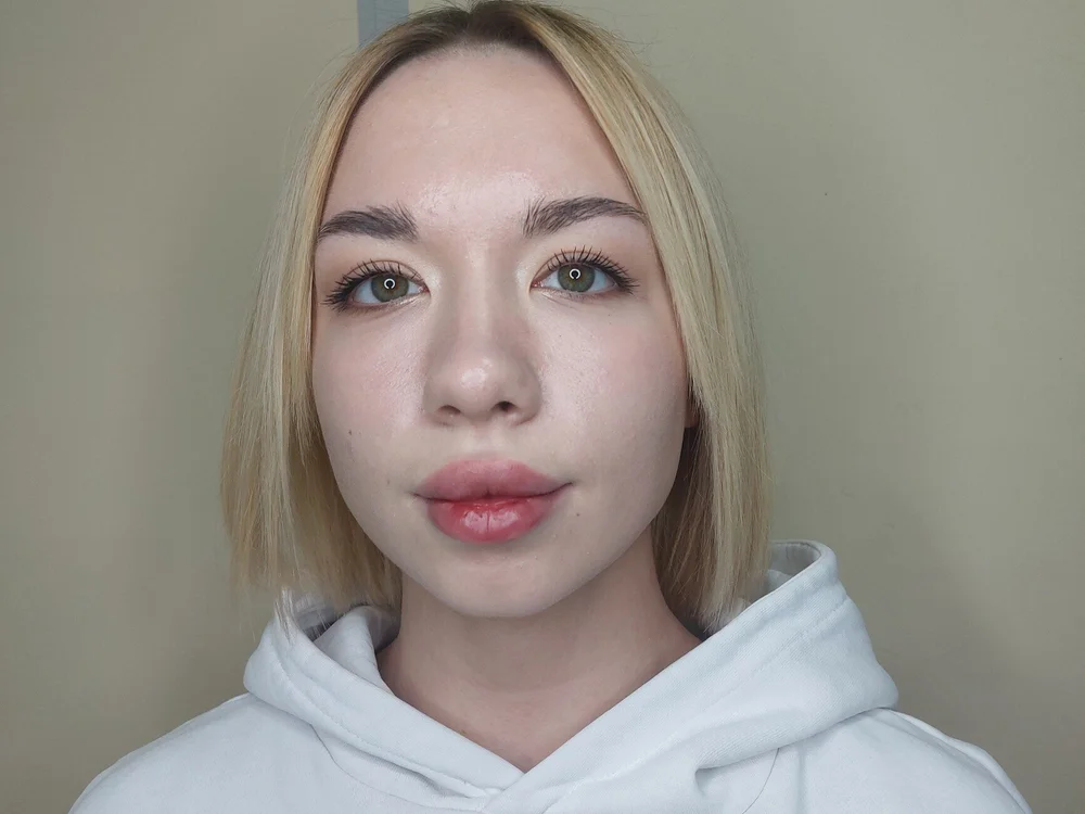 DonnaSullvan's Offline Chat Room