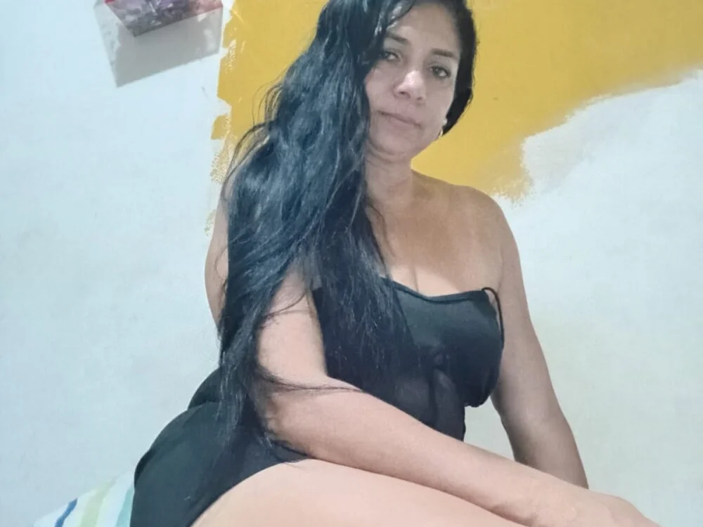 Noelle_Minx offline XXX-chat