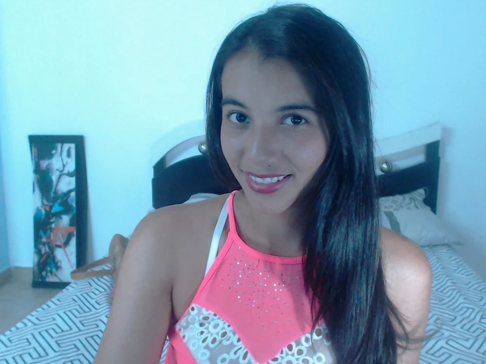preciosaonce's Offline XXX Chat