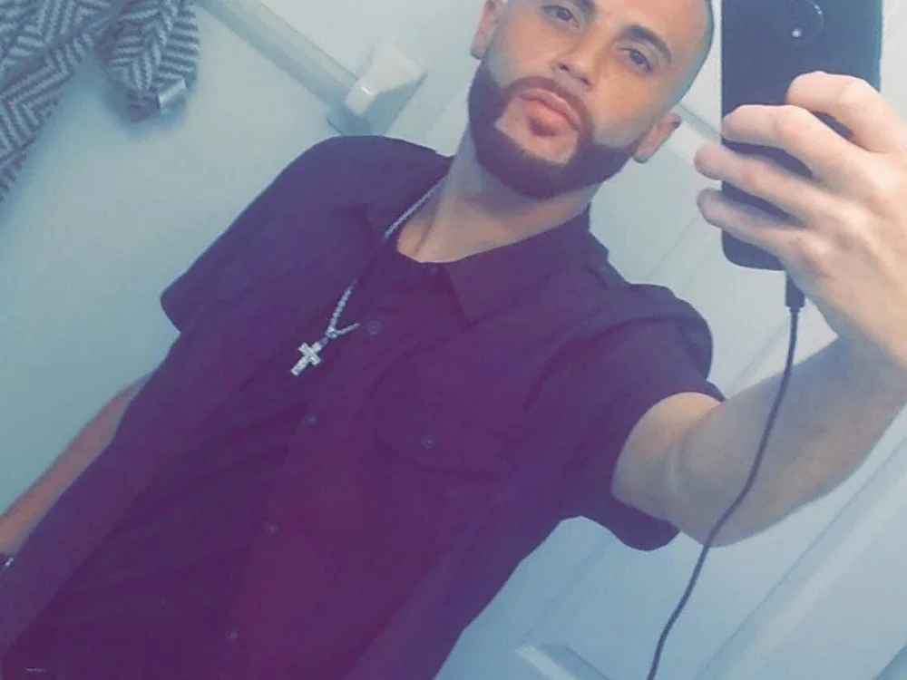 bigdickbandit3oo5 offline XXX-chatje