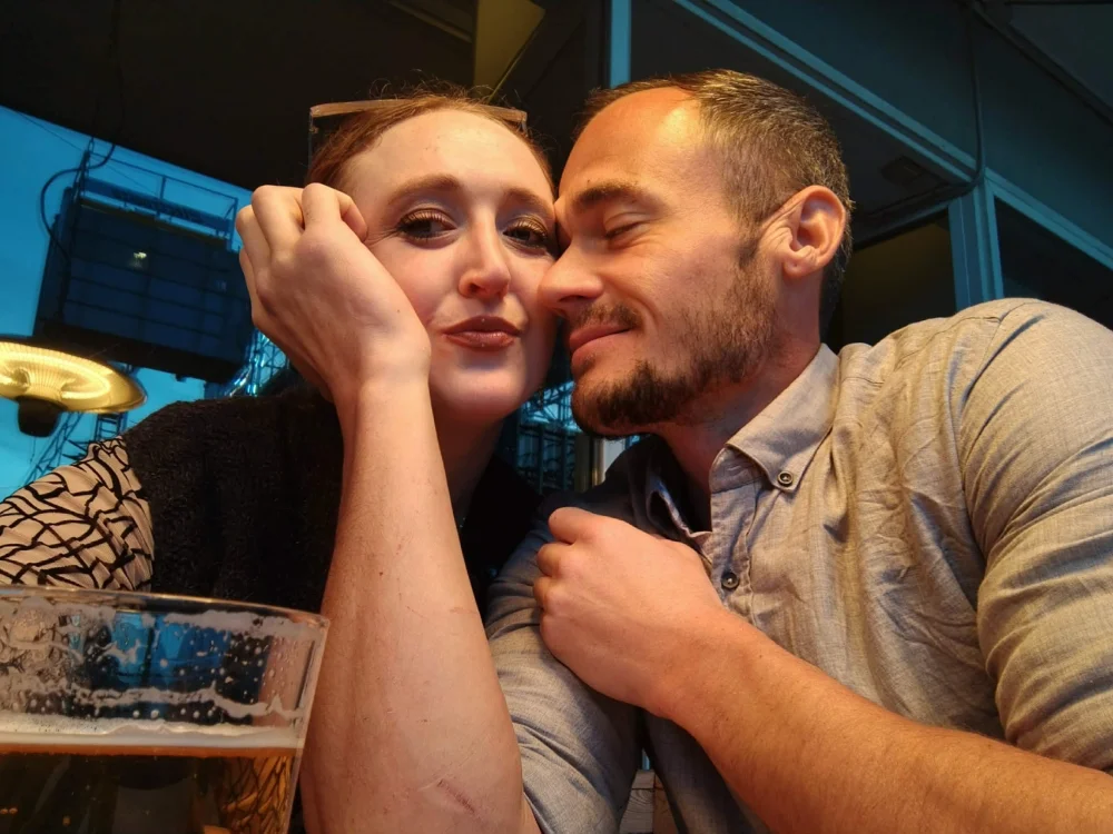 Offline XXX chat sexycosplaycouple1