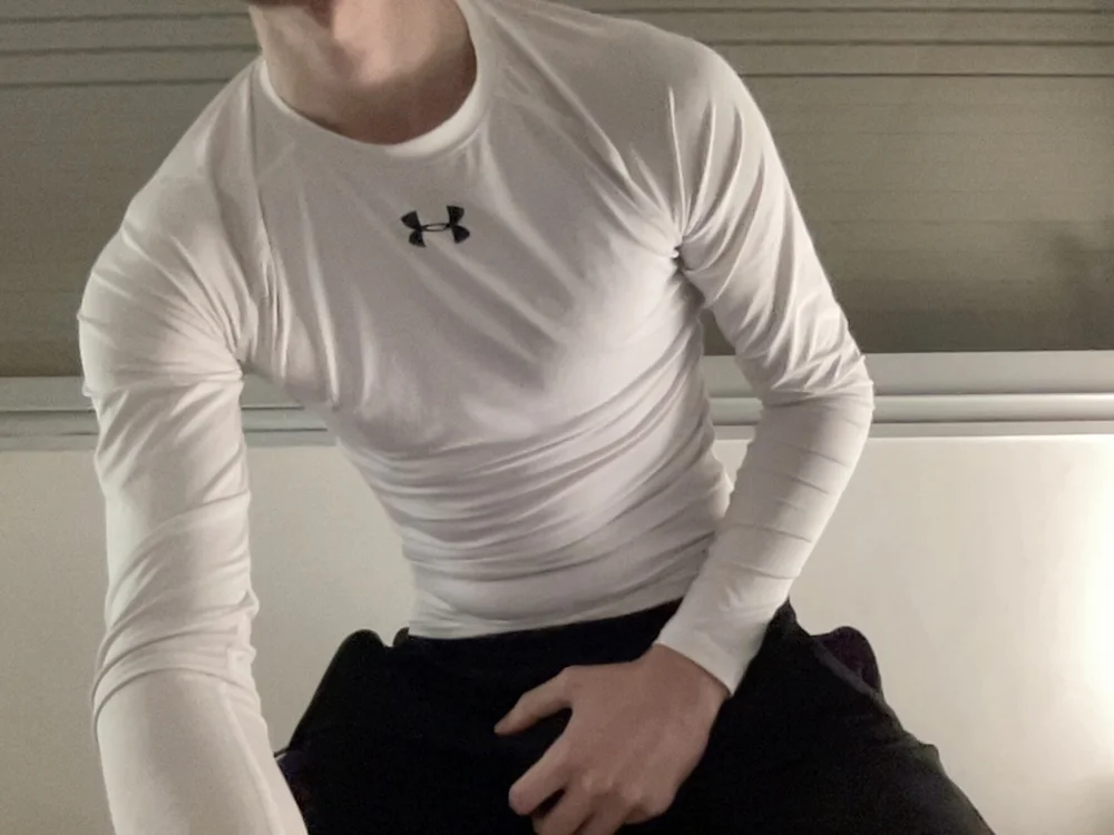 boyconor's Offline Chat Room
