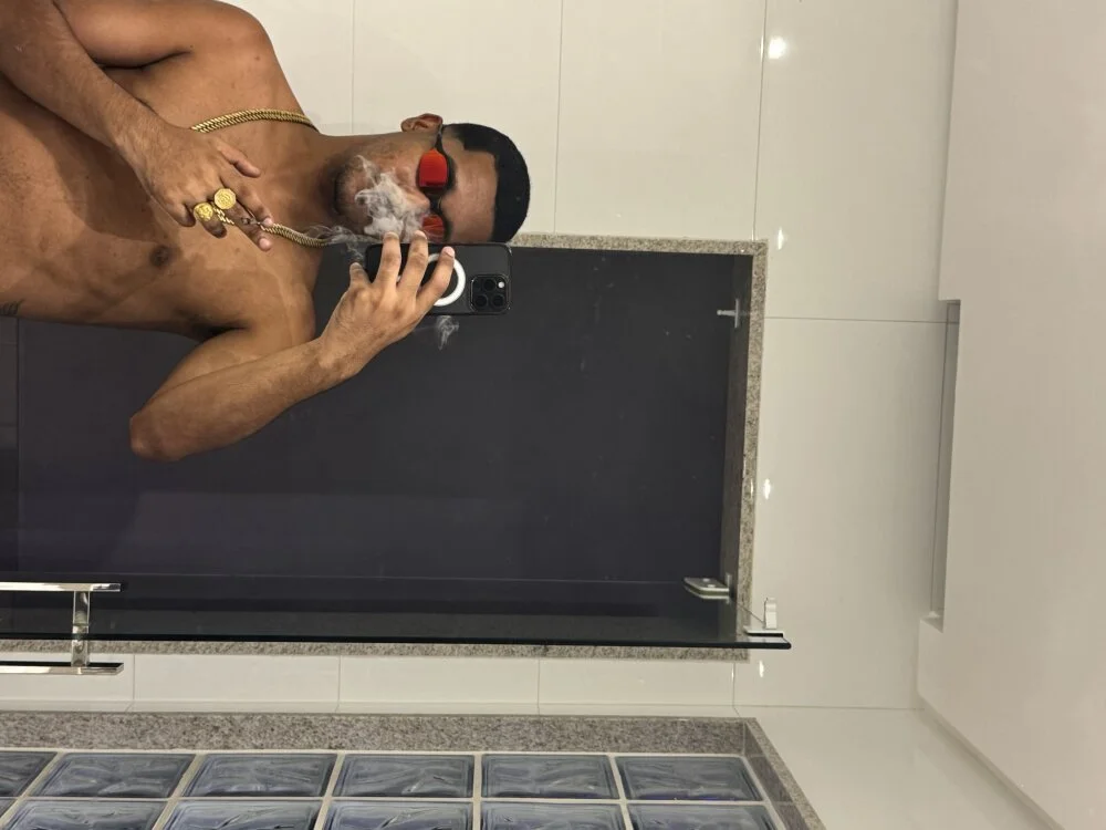 mlkdiscreto's Offline XXX Chat