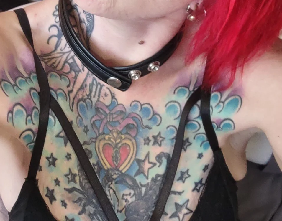 KinkyBitchesClub1's Offline Chat Room