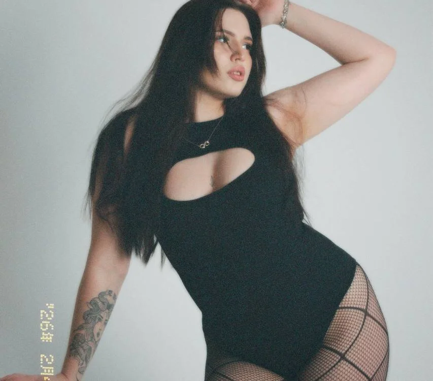 Holly_Gracys Chat XXX offline