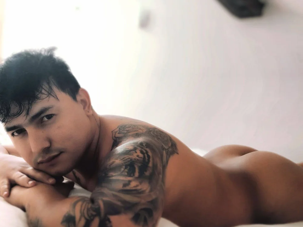 yampol_bear Offline XXX-Chat
