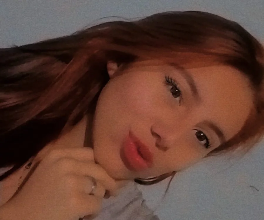 دردشة LuluKiss_ الجنسية دون اتصال