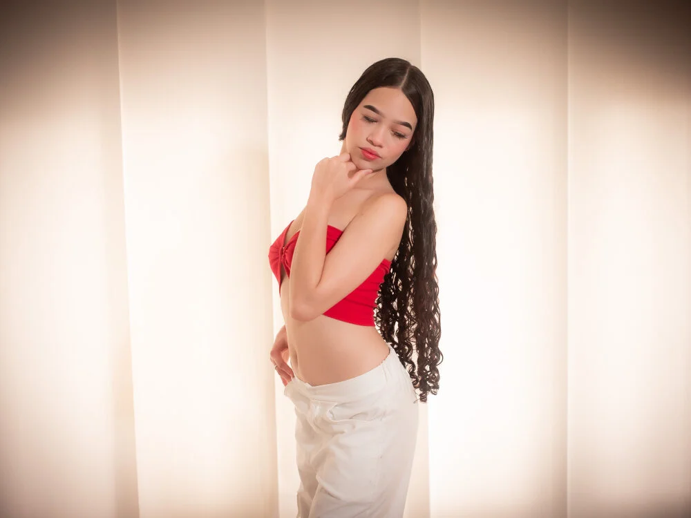 georgina_kloss_ Offline XXX-chat