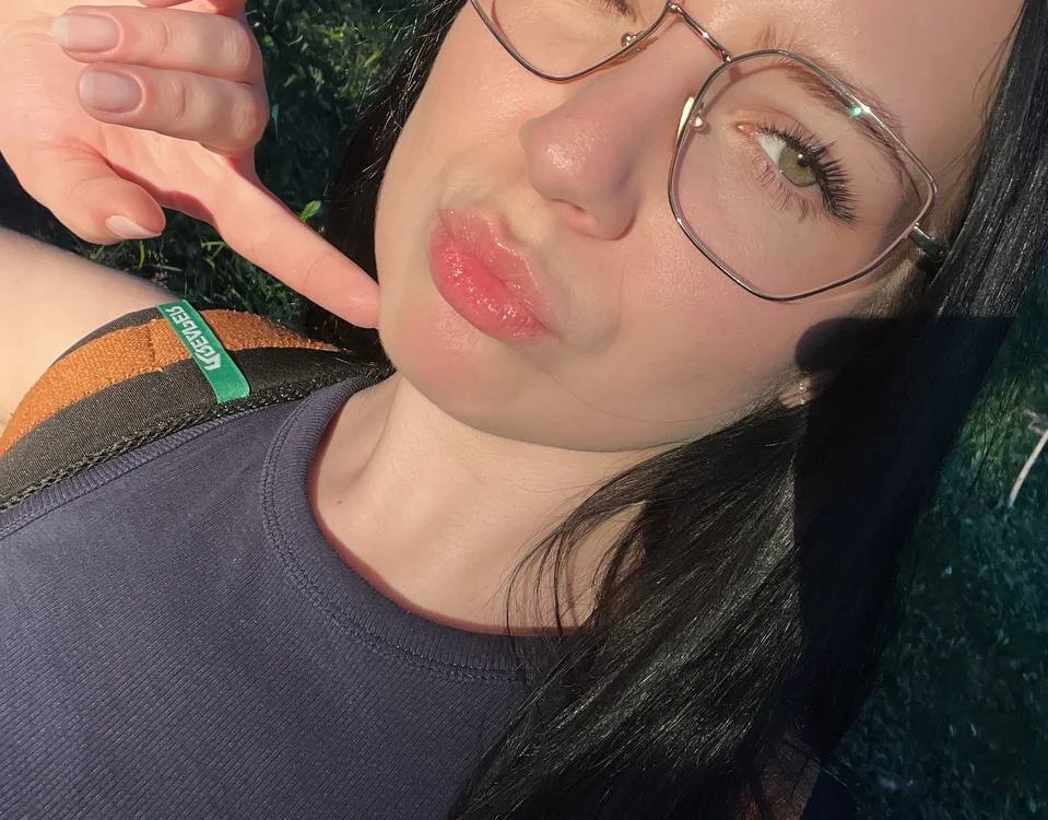 DoraRobertos 離線 XXX 聊天