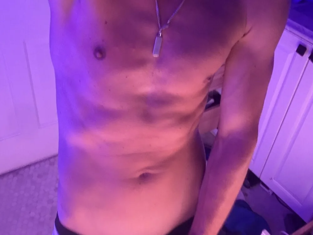 دردشة YouLikeBigDick9 الجنسية دون اتصال