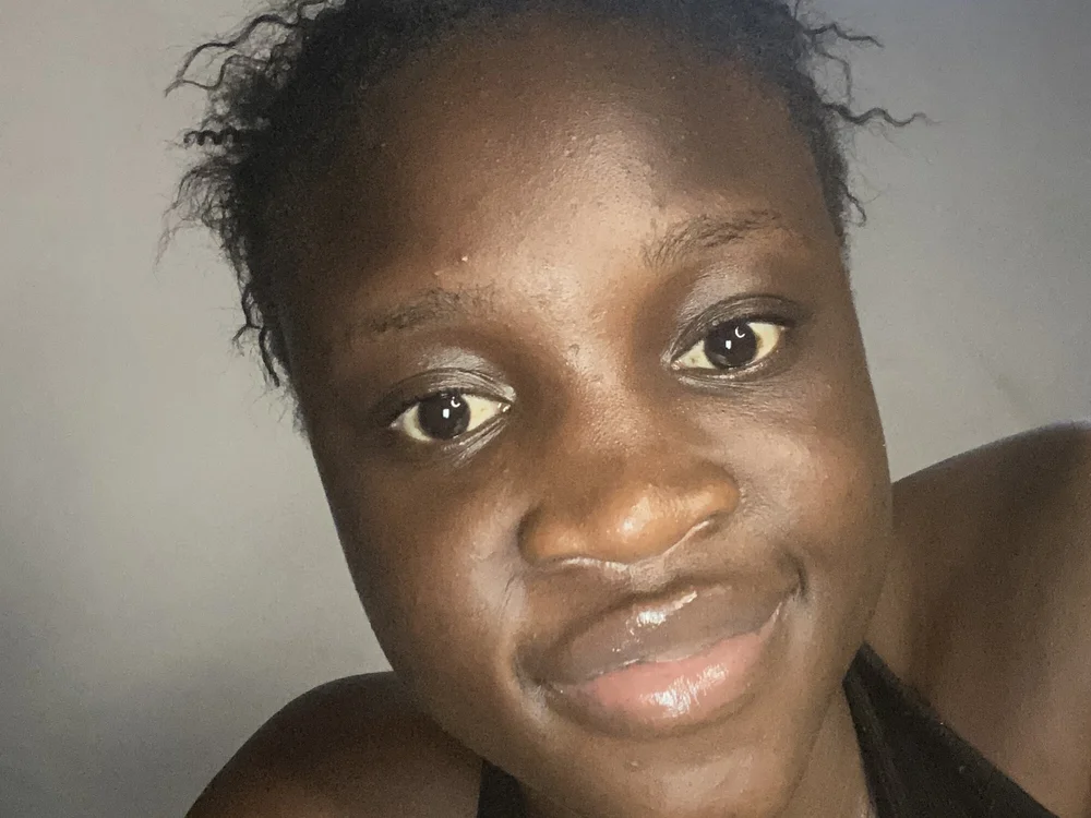 Realafricapie's Offline Chat Room