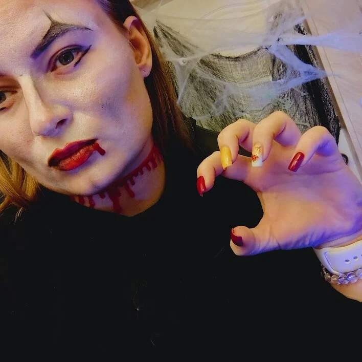 แชท XXX ออฟไลน์ของ ElenaMaeer