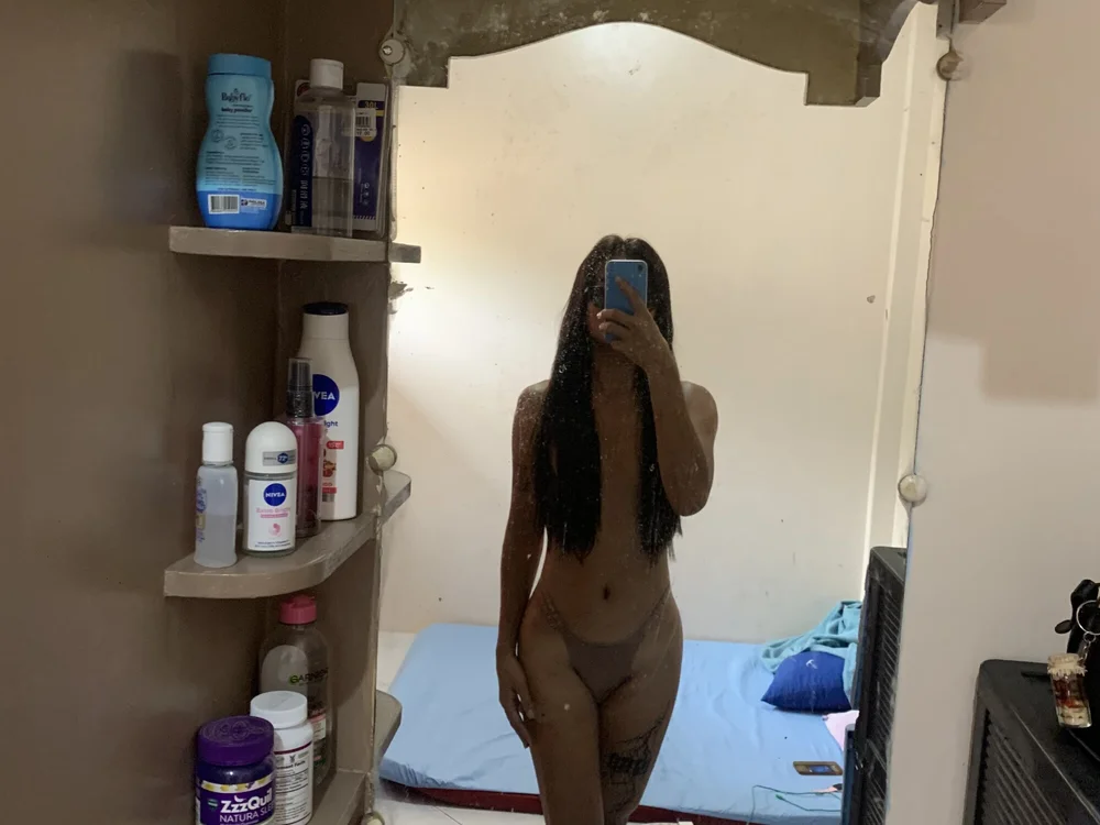 Mystic_Angel30 Adlı Modelin Çevrimdışı XXX Sohbeti