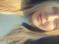 AdamiEwa5555's Offline XXX Chat