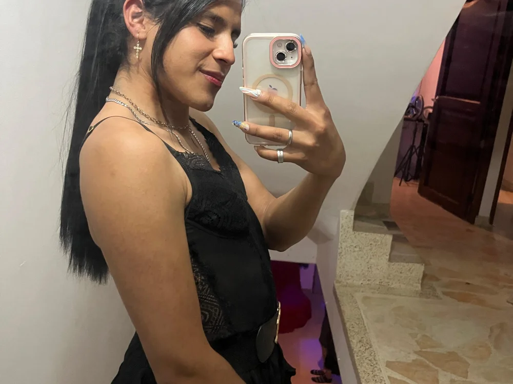 Leilany_sexy Chat XXX offline