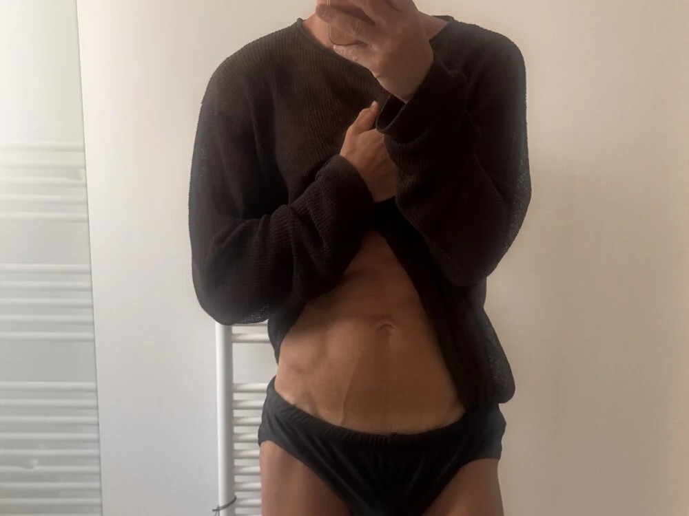 Jayjay1999x Adlı Modelin Çevrimdışı XXX Sohbeti