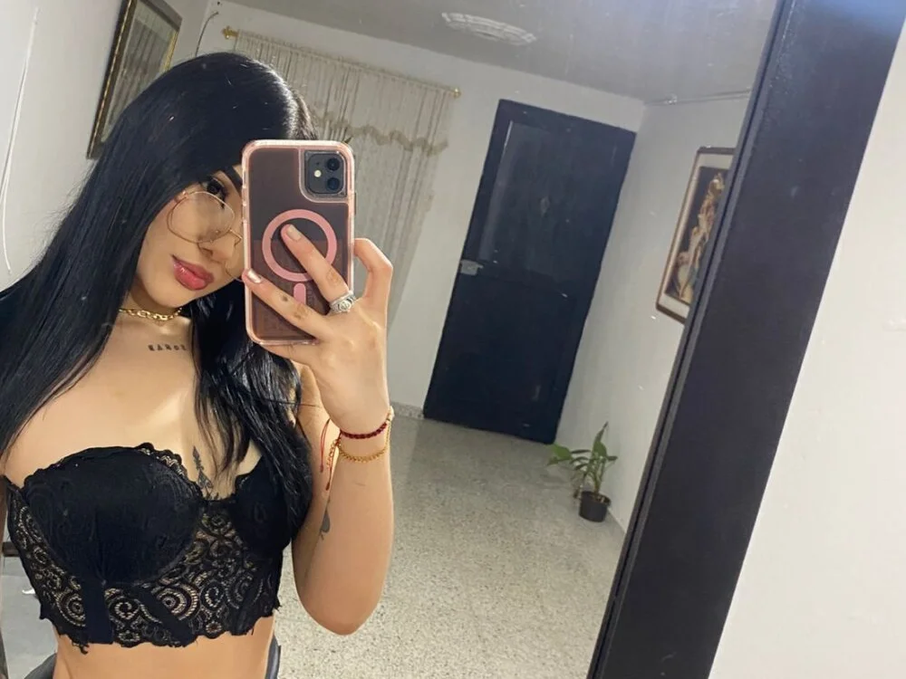 RossyCarters Offline XXX-chat