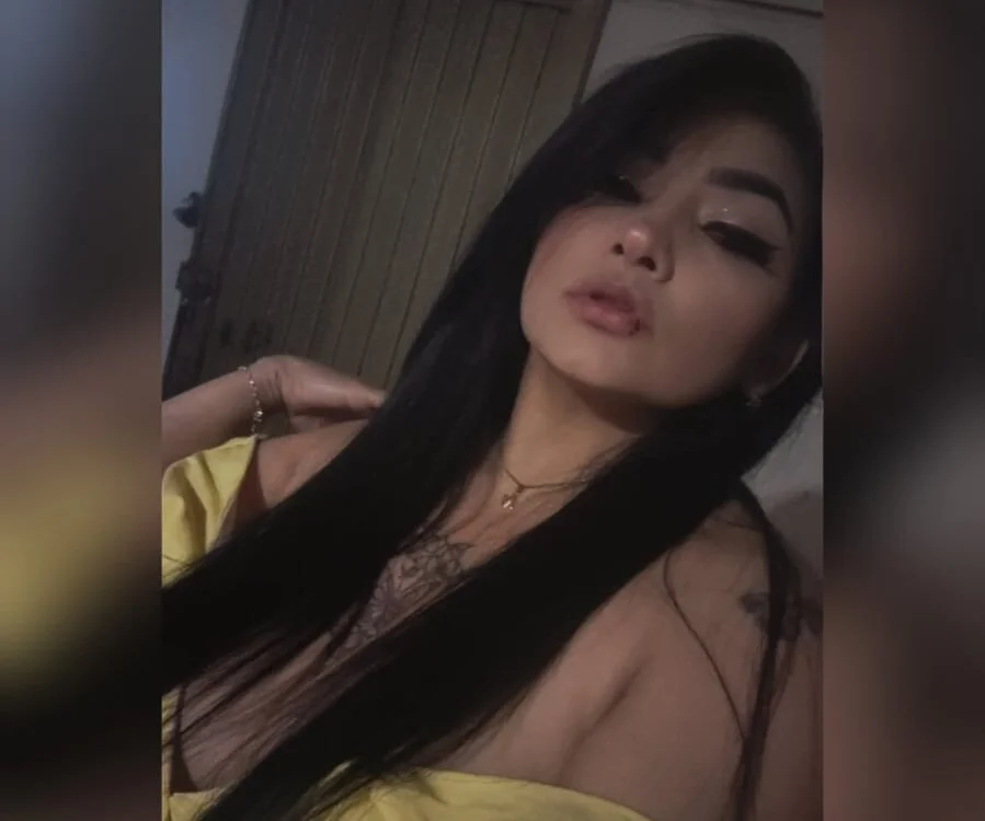 salome-dulce Adlı Modelin Çevrimdışı XXX Sohbeti
