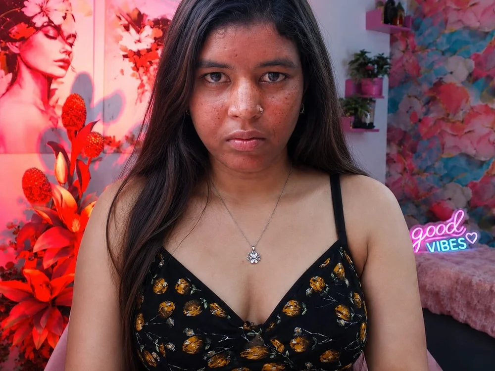 Sofiya_cam4's most recent online preview