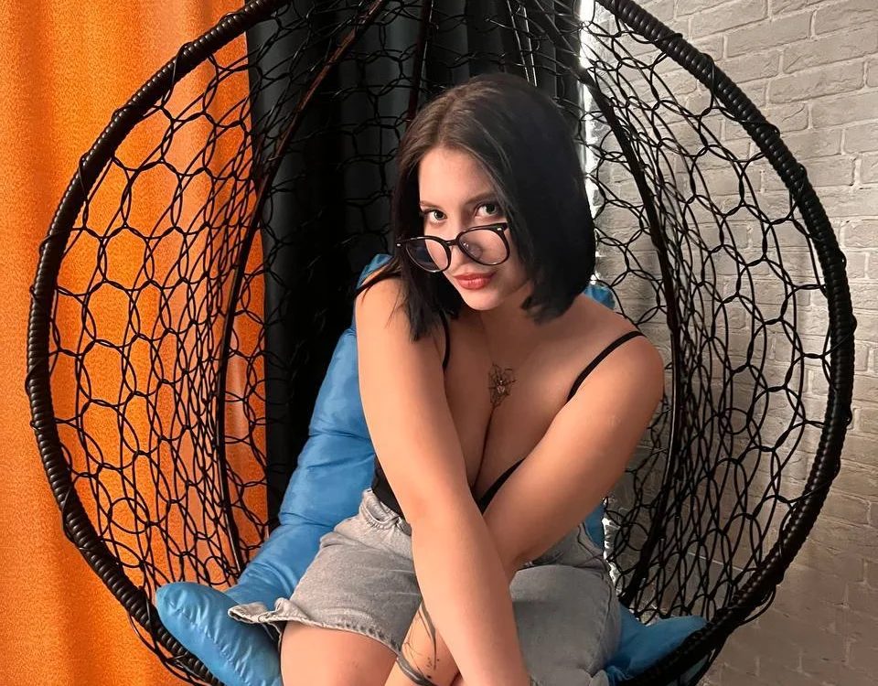 دردشة Britney_Sweettt الجنسية دون اتصال