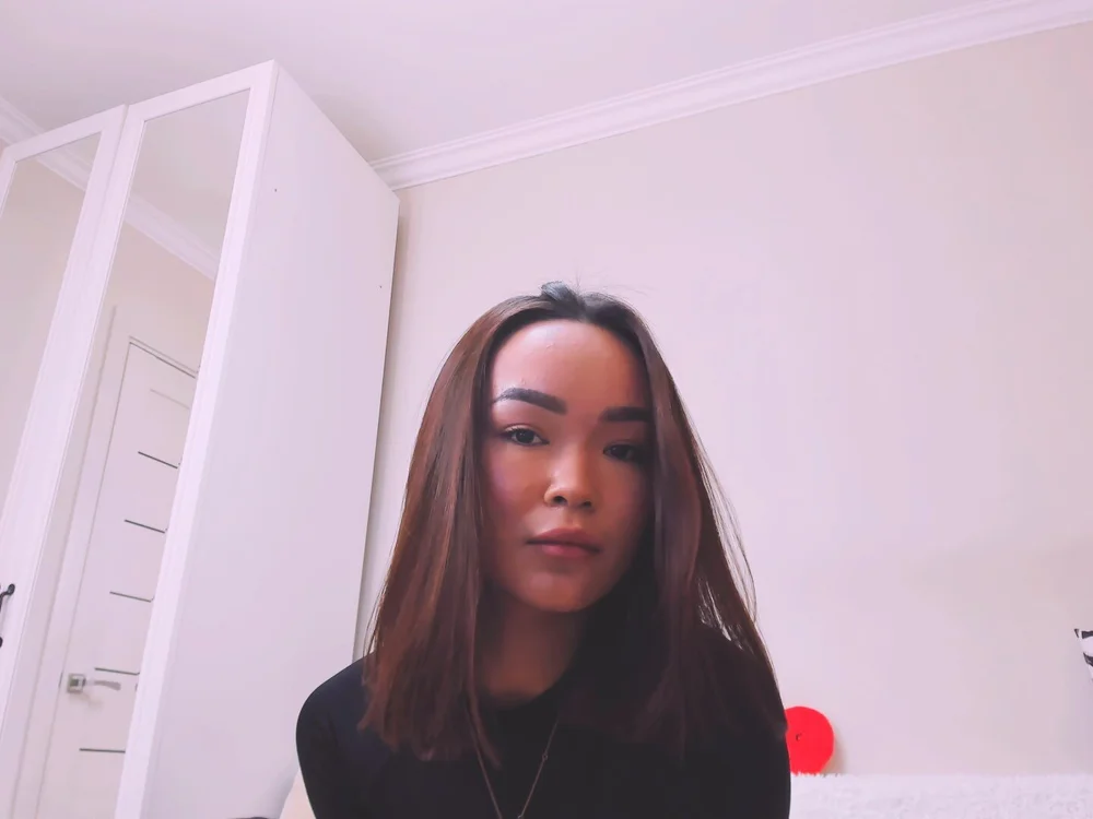 HilaryFate's Offline Chat Room