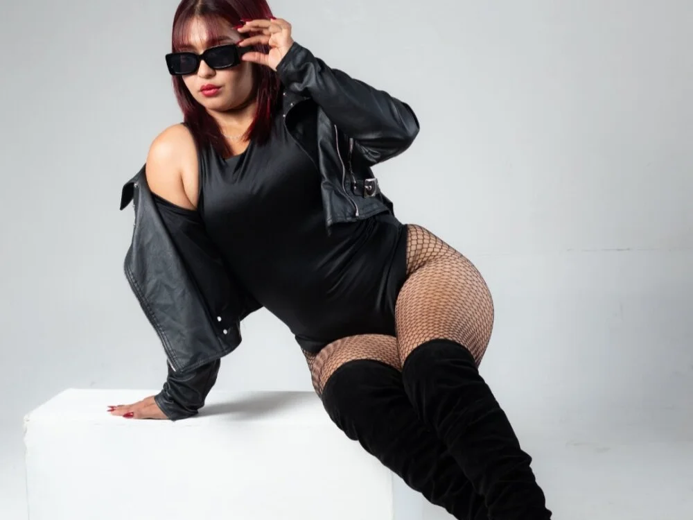 niki_prince77 Offline XXX Chat