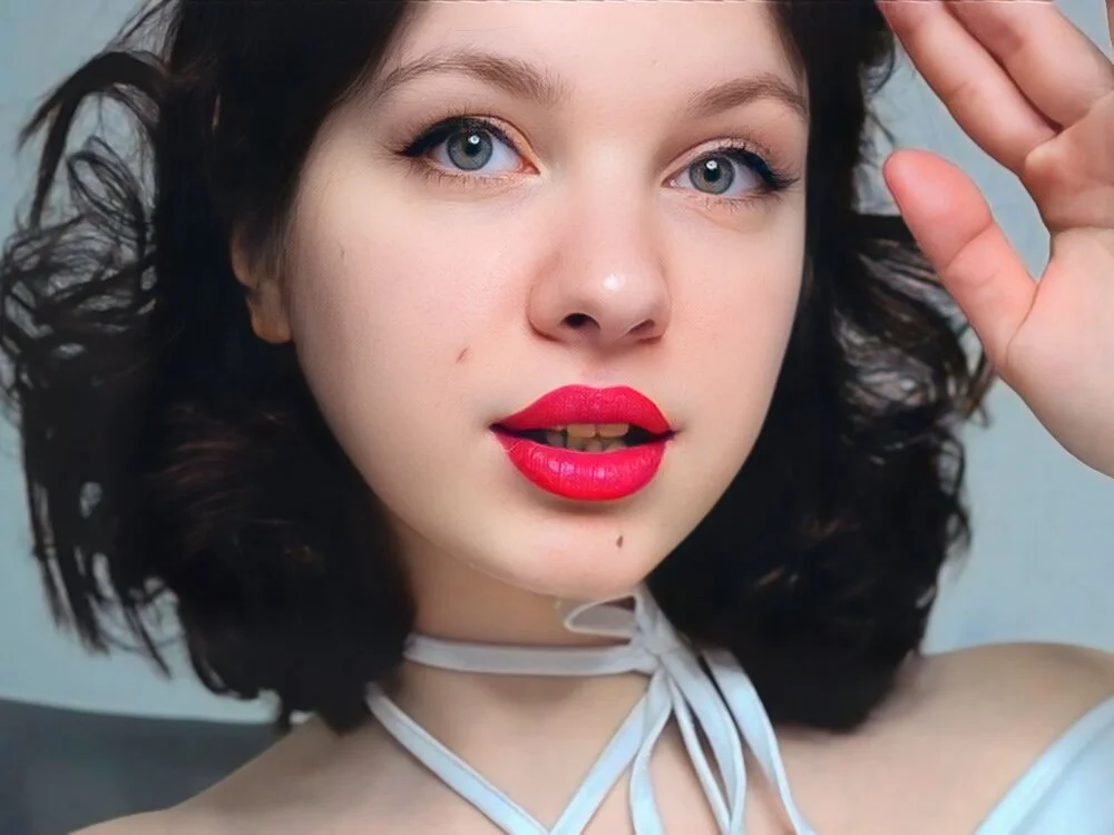 Baby_Evalena's Offline XXX Chat