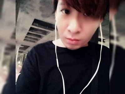 Aaron1888 — live male cam