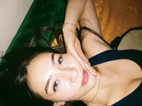 aztra_tay