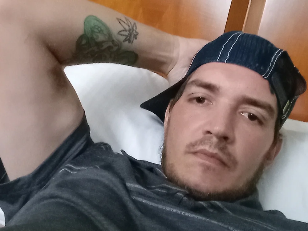 bigbaddyd42p offline chatrum