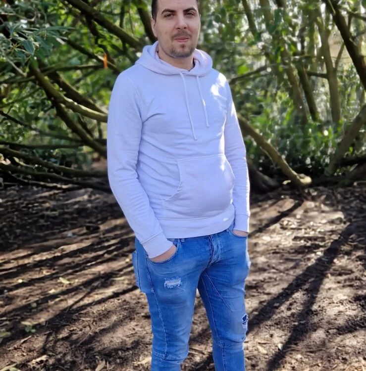 SaraDany Offline XXX Chat