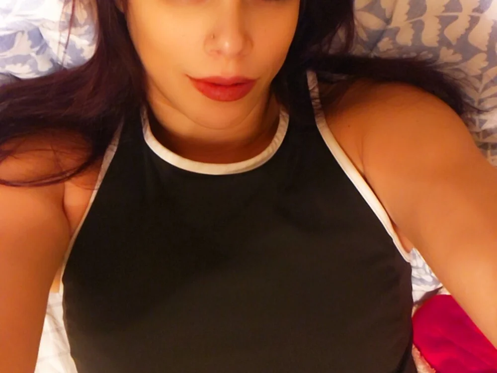 Lovergurl209's Offline XXX Chat
