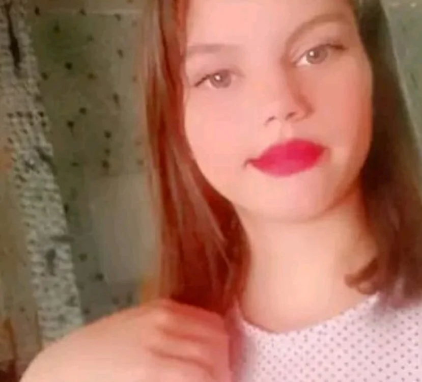 sarahaba Adlı Modelin Çevrimdışı XXX Sohbeti