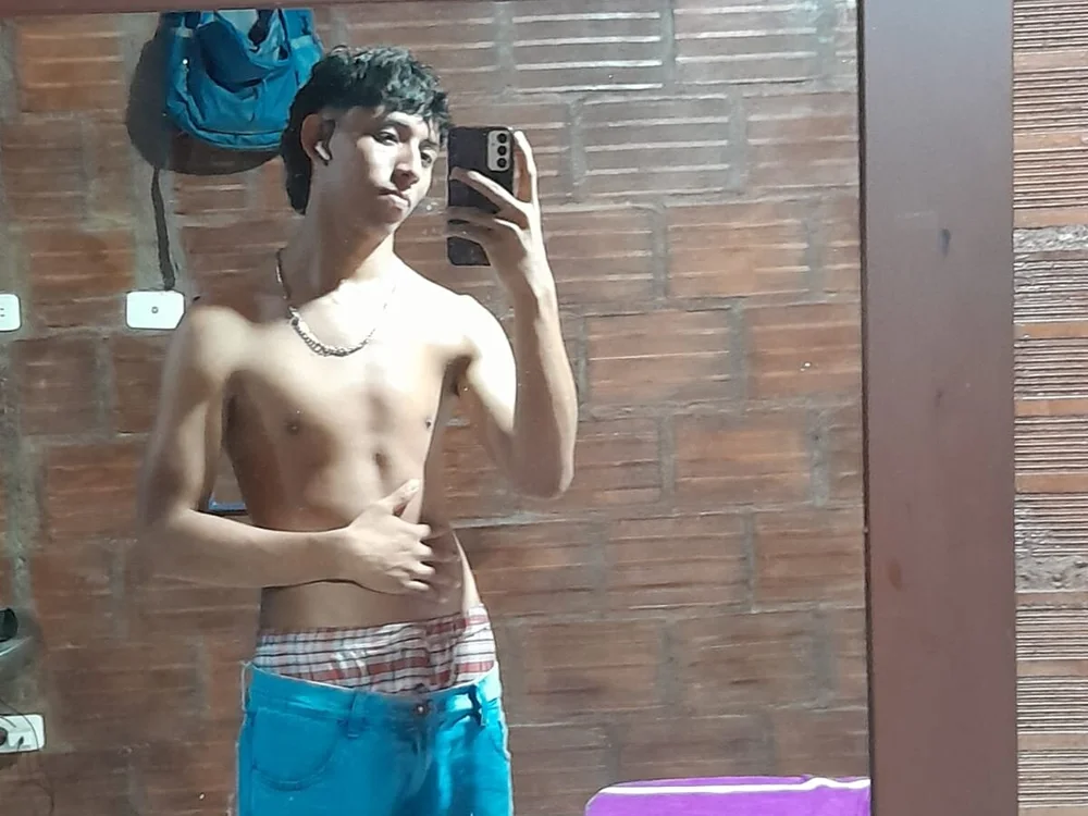 mateo_crown offline XXX-chat