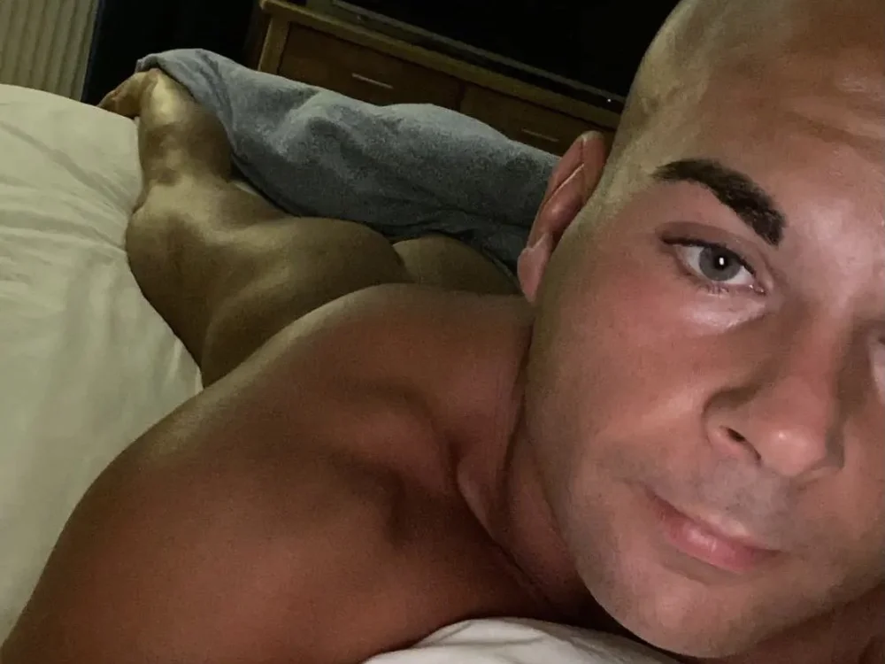 GaYdam93's Offline XXX Chat