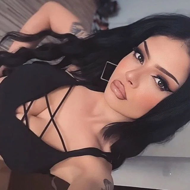 MelanieNoir: συνομιλία ΧΧΧ εκτός σύνδεσης