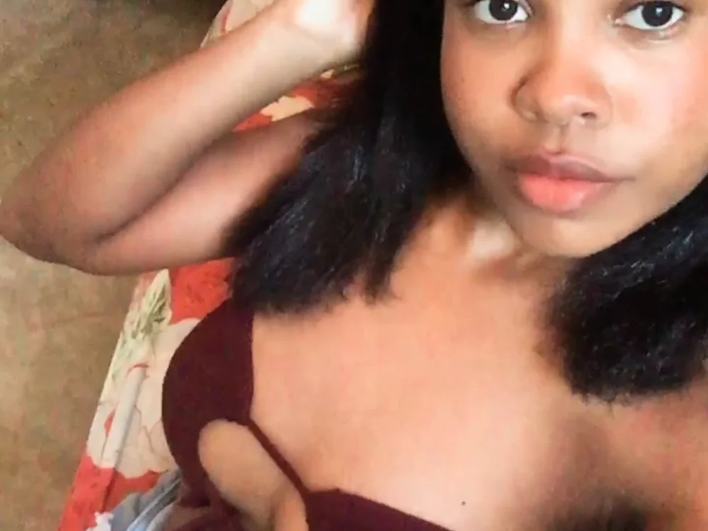 nena_flow's Offline Chat Room