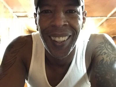 Black-Silver-Fox profile