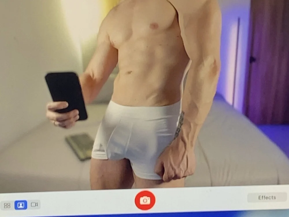 ห้องแชทออฟไลน์ของ ScottStrokes