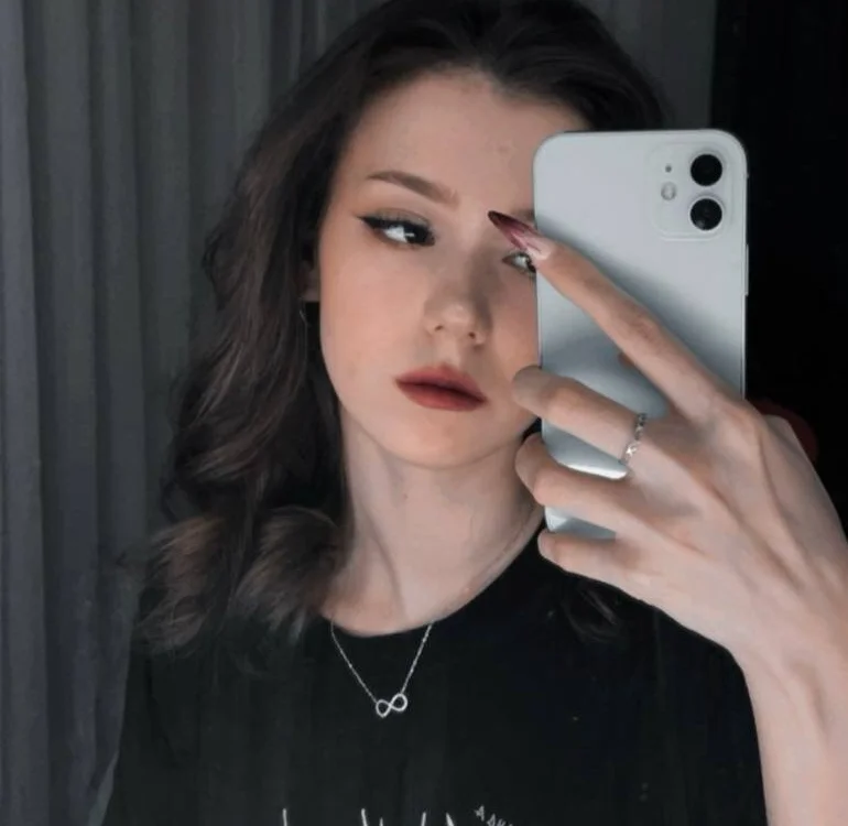 TaiteBrow's Offline XXX Chat