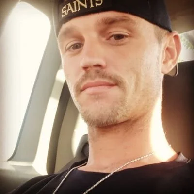 Mikey1991 Offline XXX Chat