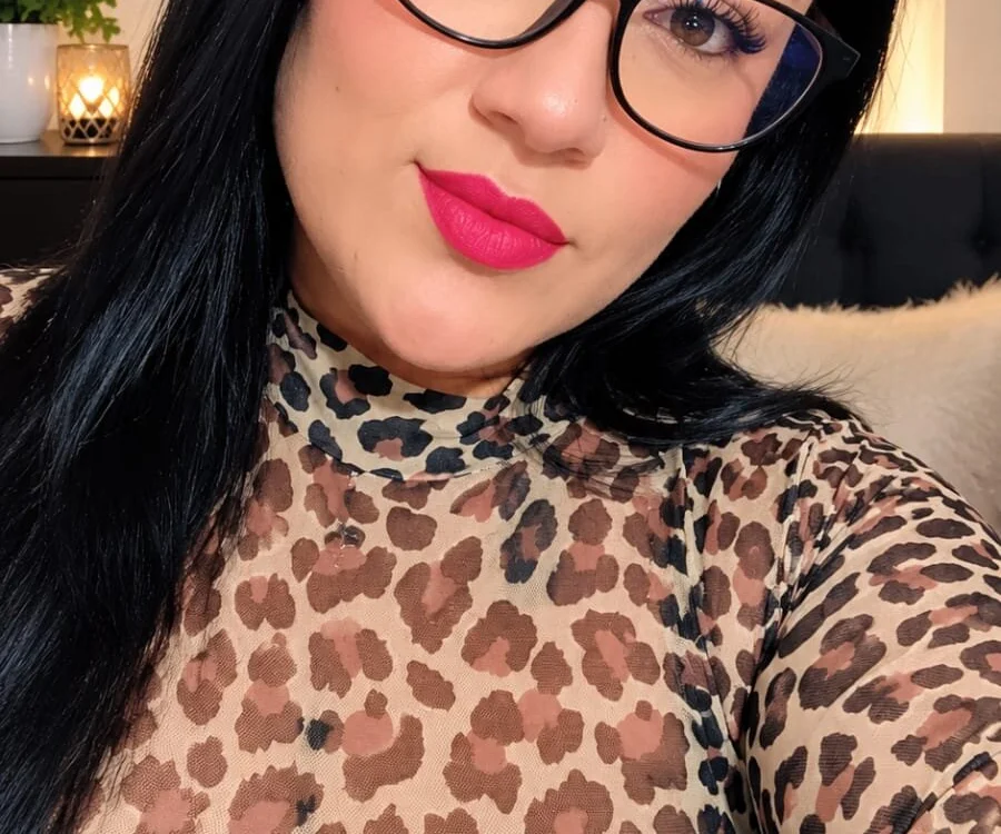 luna67vip Offline XXX-chat