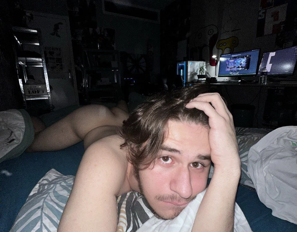 LeoCreamy's Offline Chat Room