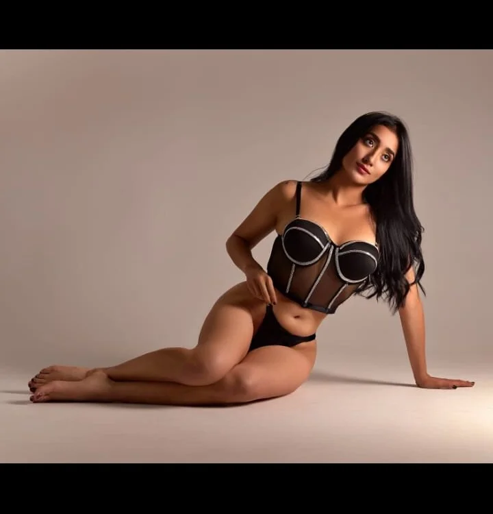 Sembang XXX Secara Langsung lucy_davies