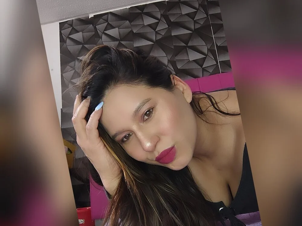 Zoe_Nasty's Offline XXX Chat