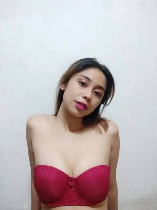 athenaaliyah's Offline XXX Chat