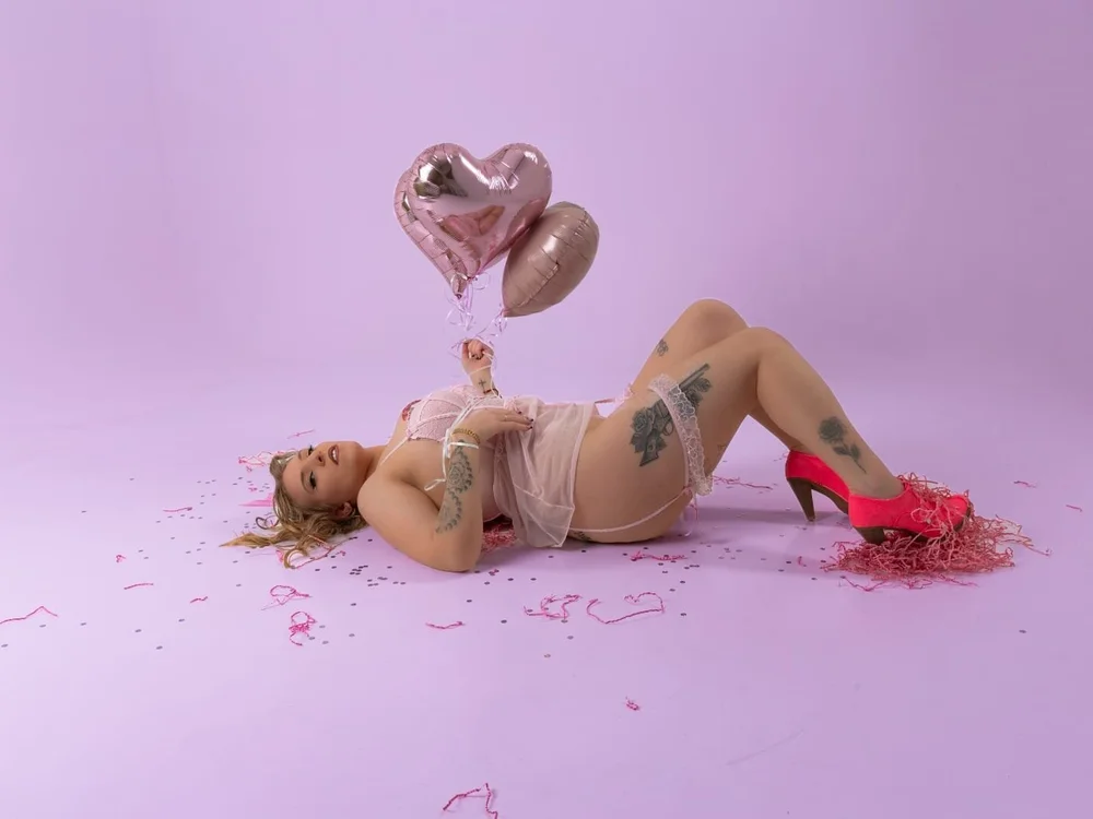 TiffyRose – Offline XXX chat